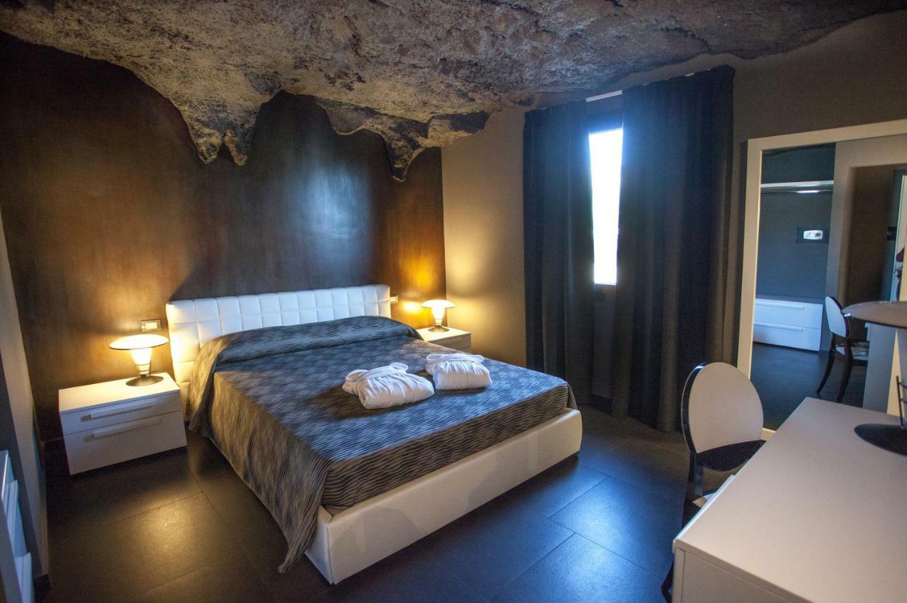 Tra Le Braccia Di Morfeo Bed & Breakfast Теразини Екстериор снимка