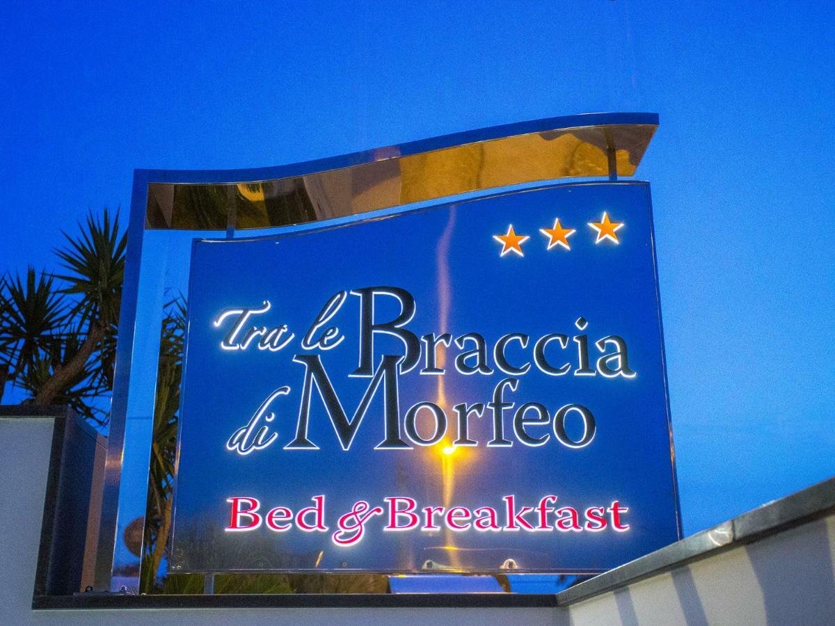 Tra Le Braccia Di Morfeo Bed & Breakfast Теразини Екстериор снимка